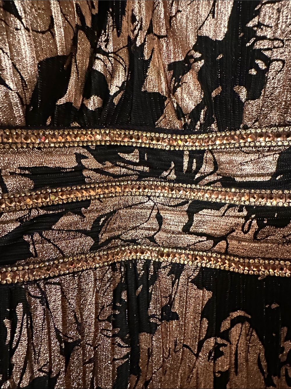 R & M Richard’s Metallic Gold and Black Floral Halter Maxi Dress - Picture 3 of 5